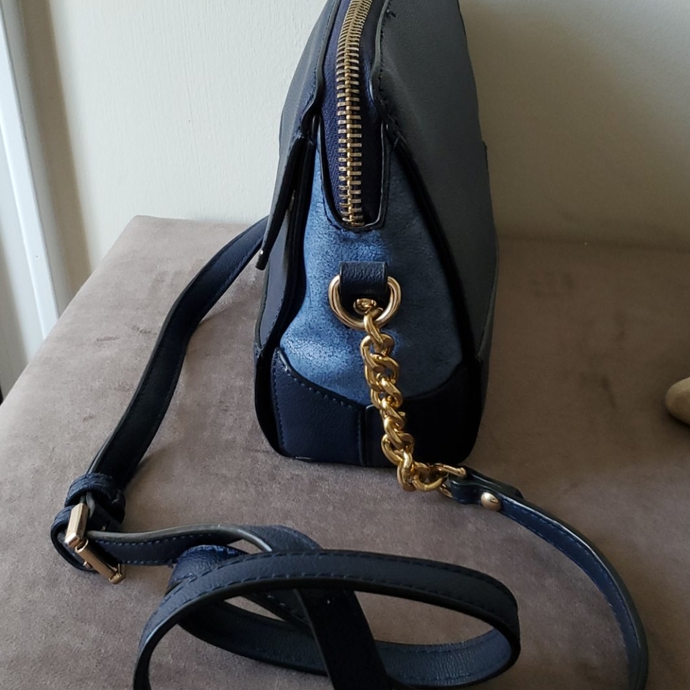 Bag - Picture 2 of 5